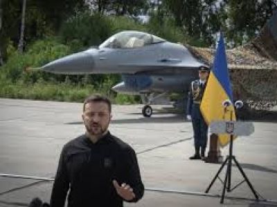 Зеленский представляет F-16